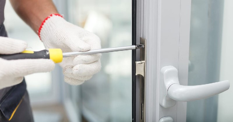 Сервисное обслуживание окон Реж. Цена от 370 руб.